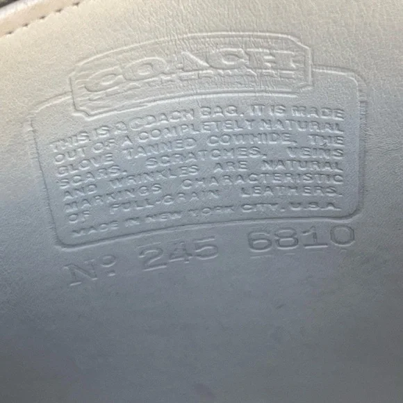 Vintage Coach NYC Collegiate Bag - Picture 3 of 16